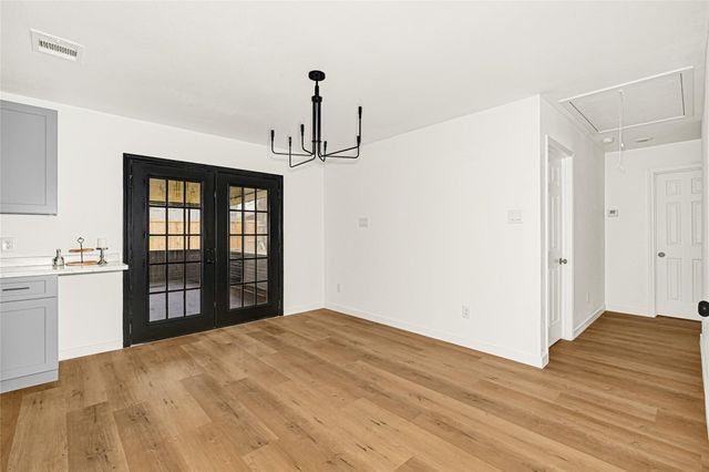 1722 Hidden Valley, Houston, TX 77088