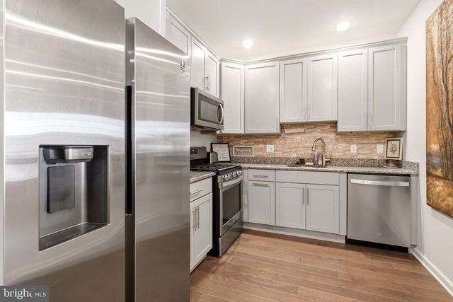 5323 PALOMINO CT, Cherry Hill, NJ 08002