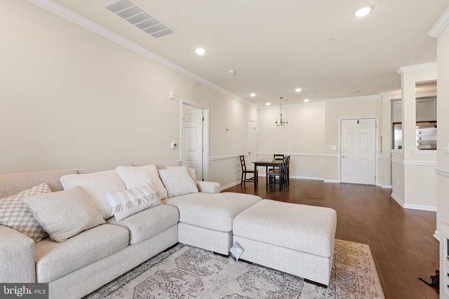 5323 PALOMINO CT, Cherry Hill, NJ 08002