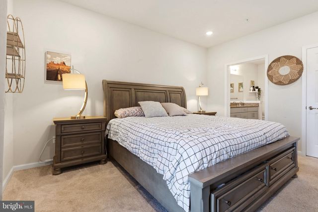 5323 PALOMINO CT, Cherry Hill, NJ 08002