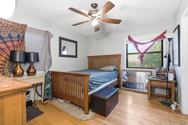 810 Hackberry Ave, Modesto, CA 95354