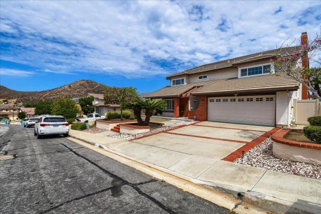 12550 Shropshire Ln, San Diego, CA 92128