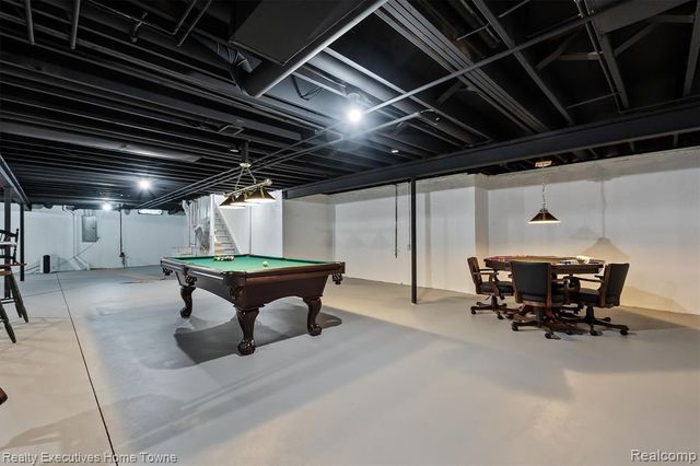 21527 Tangel Drive, Macomb, MI 48044
