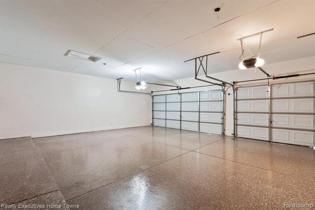 21527 Tangel Drive, Macomb, MI 48044