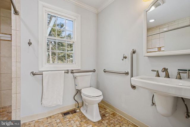 7413 TUPELO DR, Rockville, MD 20855