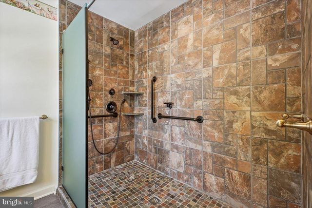 7413 TUPELO DR, Rockville, MD 20855