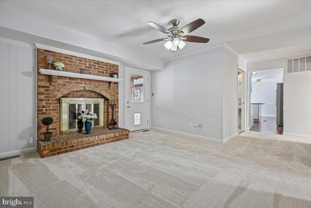 7413 TUPELO DR, Rockville, MD 20855