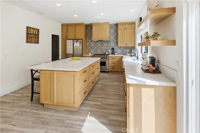 3040 Linden, Long Beach, CA 90807