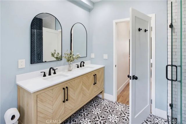 3040 Linden, Long Beach, CA 90807