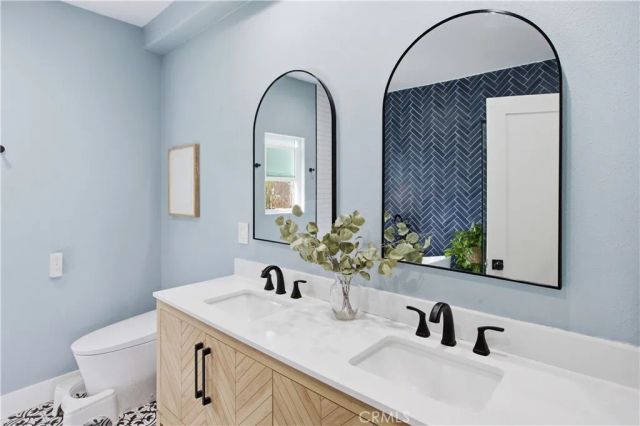 3040 Linden, Long Beach, CA 90807