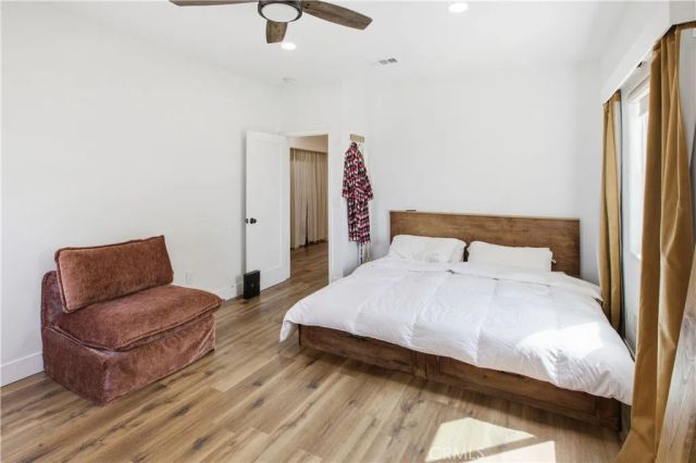 3040 Linden, Long Beach, CA 90807