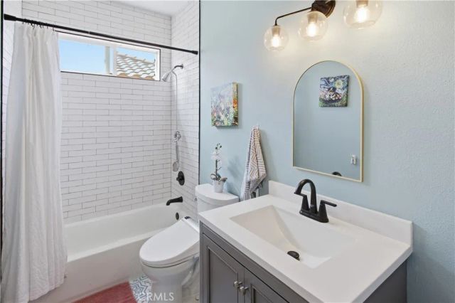 3040 Linden, Long Beach, CA 90807