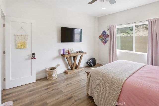 3040 Linden, Long Beach, CA 90807