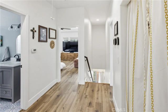 3040 Linden, Long Beach, CA 90807