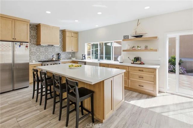 3040 Linden, Long Beach, CA 90807