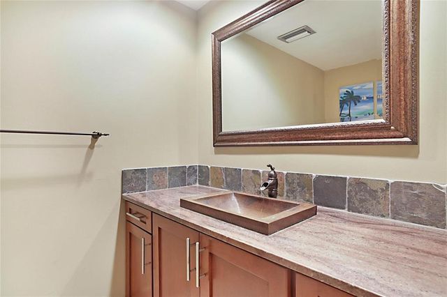 2800 N Ocean Drive B-9d, Singer Island, FL 33404