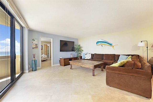 2800 N Ocean Drive B-9d, Singer Island, FL 33404