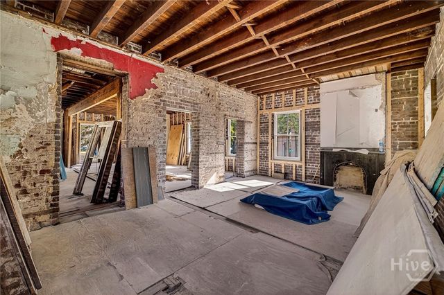 127 E Gordon Street, Savannah, GA 31401