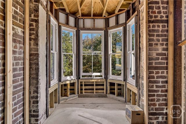 127 E Gordon Street, Savannah, GA 31401