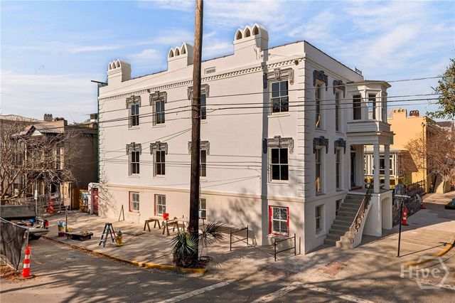 127 E Gordon Street, Savannah, GA 31401