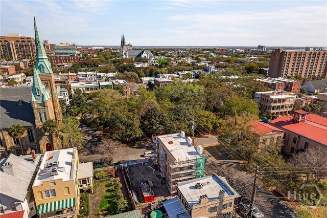 127 E Gordon Street, Savannah, GA 31401