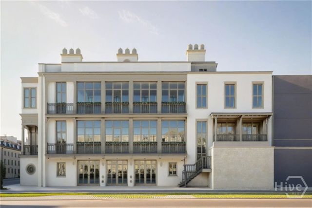 127 E Gordon Street, Savannah, GA 31401