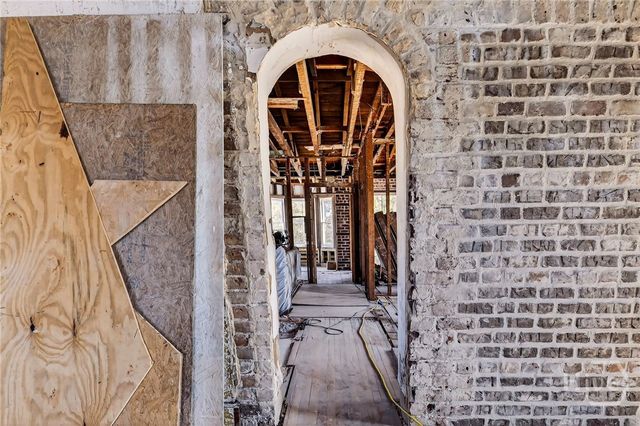 127 E Gordon Street, Savannah, GA 31401