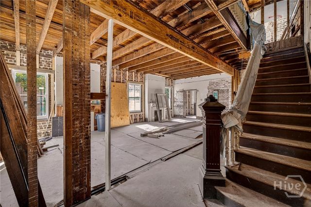 127 E Gordon Street, Savannah, GA 31401