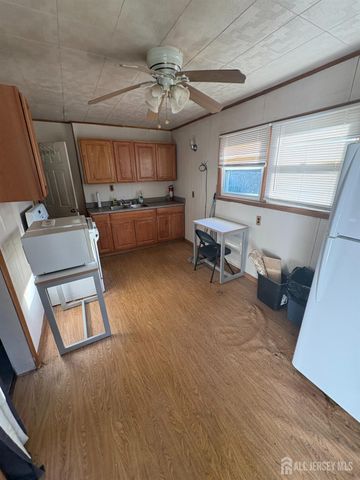 163 Winchester Road, Fords, NJ 08863