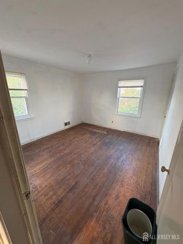 163 Winchester Road, Fords, NJ 08863