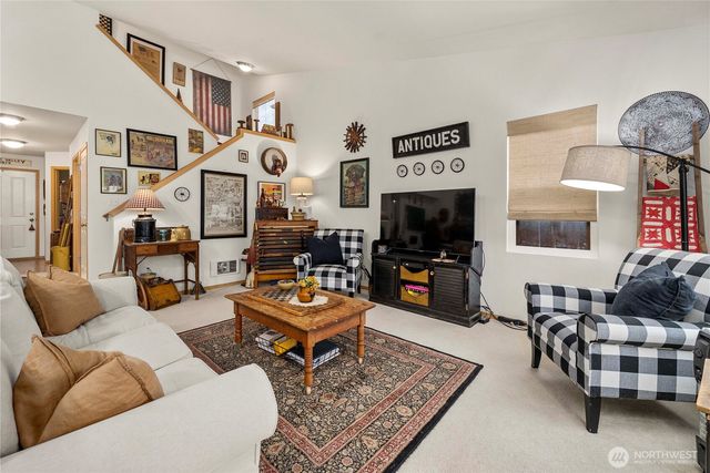 28127 240th Avenue SE, Maple Valley, WA 98038