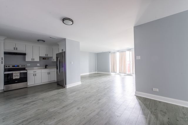 300 Park Avenue 749, Calumet City, IL 60409