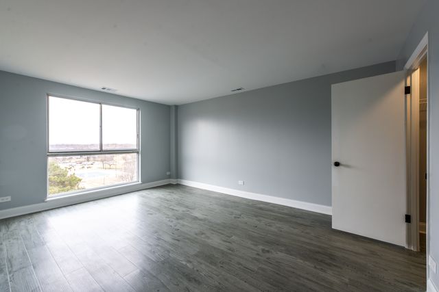 300 Park Avenue 749, Calumet City, IL 60409