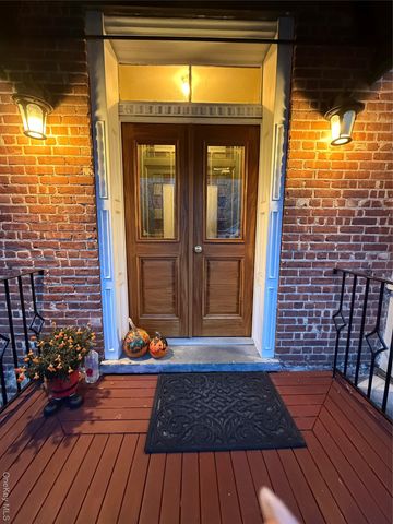 64 Anstice Street 3F, Oyster Bay, NY 11771