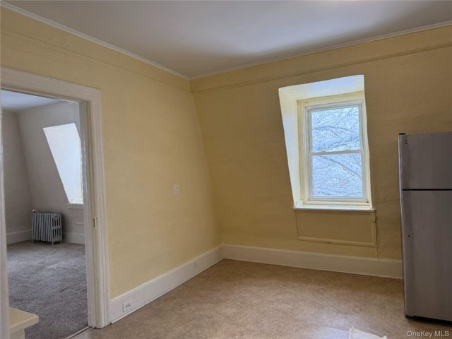 64 Anstice Street 3F, Oyster Bay, NY 11771