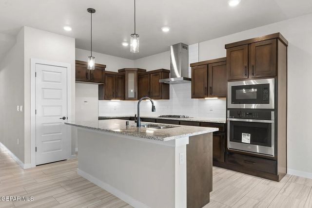 3809 Course Street, El Paso, TX 79938