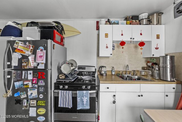 69 Washington Street, Red Bank, NJ 07701