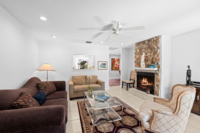 10970 S 58th Rd Road S, Lake Worth, FL 33449
