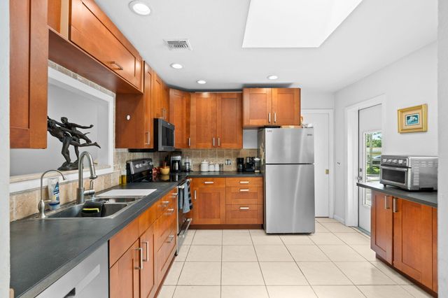 10970 S 58th Rd Road S, Lake Worth, FL 33449