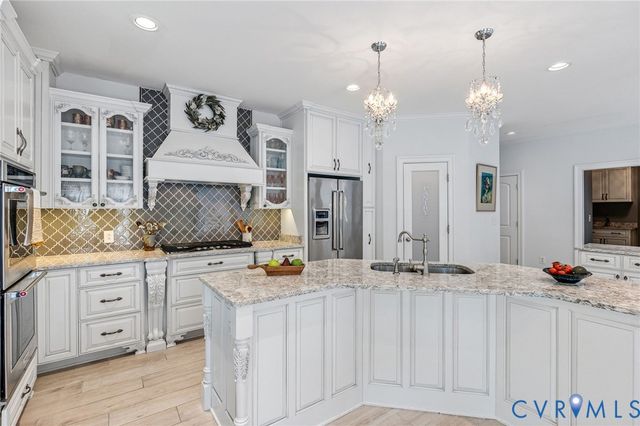 2403 Bermuda Ave, Chester, VA 23836