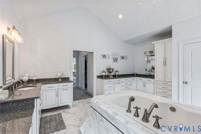 2403 Bermuda Ave, Chester, VA 23836