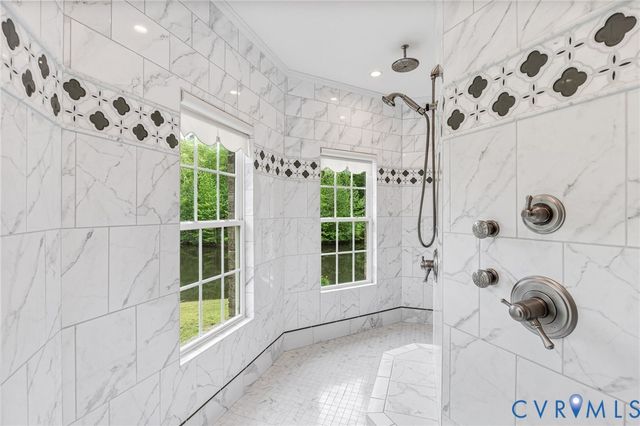 2403 Bermuda Ave, Chester, VA 23836