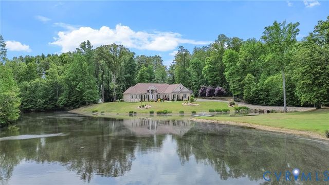 2403 Bermuda Ave, Chester, VA 23836