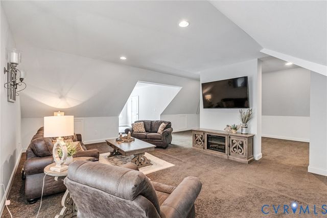 2403 Bermuda Ave, Chester, VA 23836