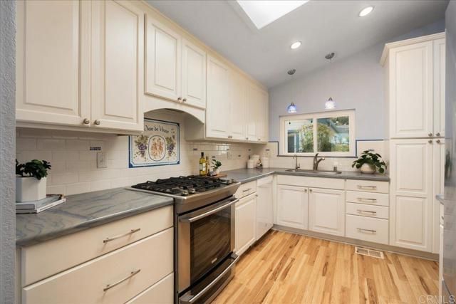 5412 Browning Road, Carlsbad, CA 92008