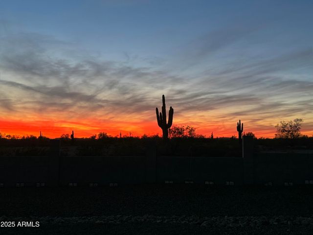 15433 W PINNACLE VISTA Road, Surprise, AZ 85387