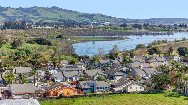 120 Onyx Drive, Watsonville, CA 95076