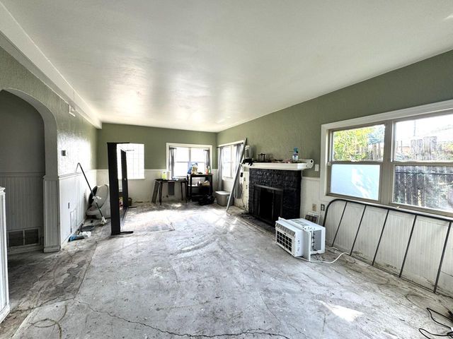 5246 N 26th STREET, Glendale, WI 53209