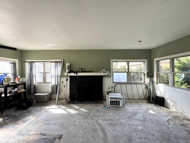 5246 N 26th STREET, Glendale, WI 53209