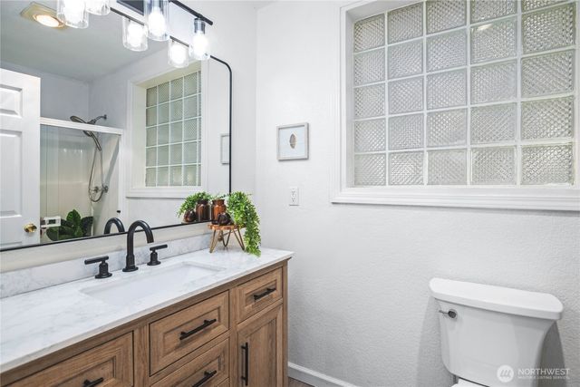 2104 Highland Drive, Anacortes, WA 98221